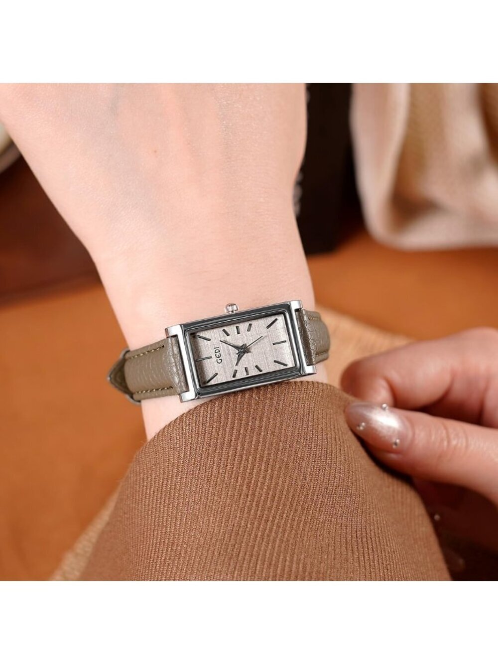 Women's Grey And Silver Analog Ultra-Thin Rectangle Vintage Square Wrist Watch - Picture 3 of 4